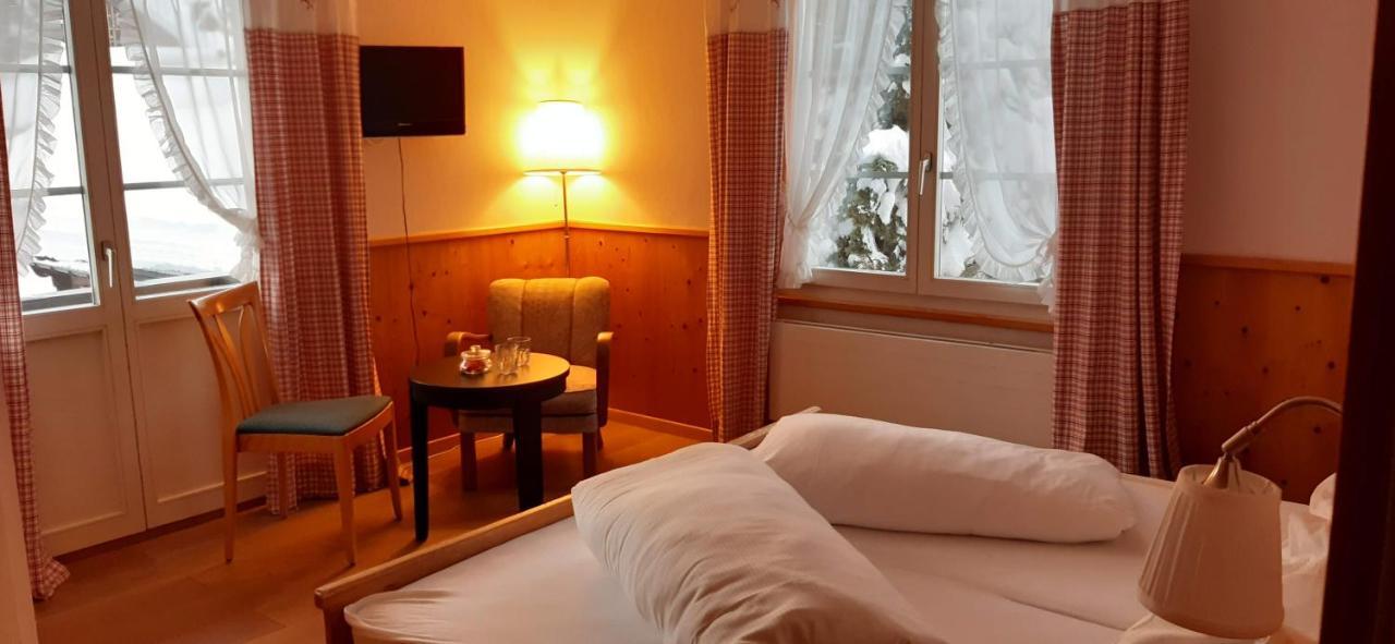 Hotel Bergidyll 安德马特 外观 照片